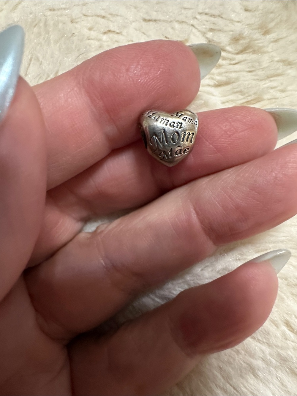 Pandora Silver 'Mom' Heart Charm in Polished Silver Tone